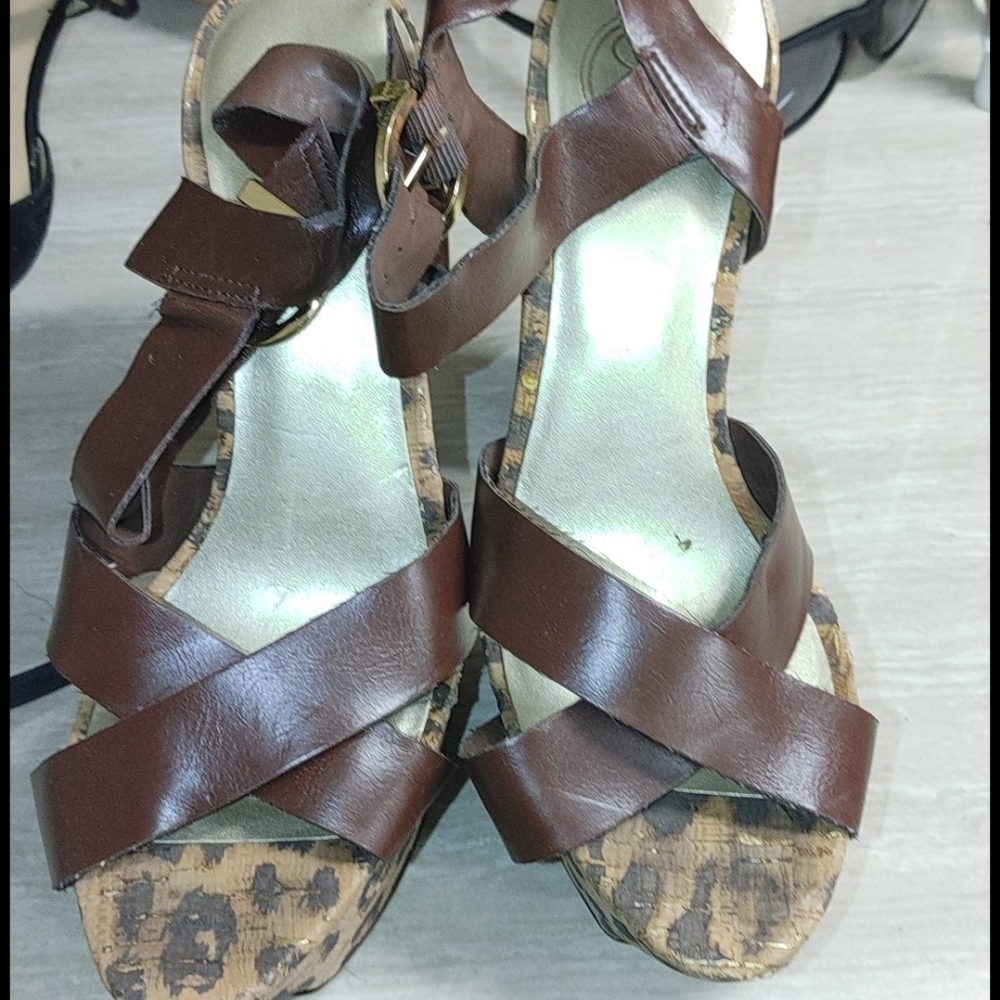 Leapord print leather heos